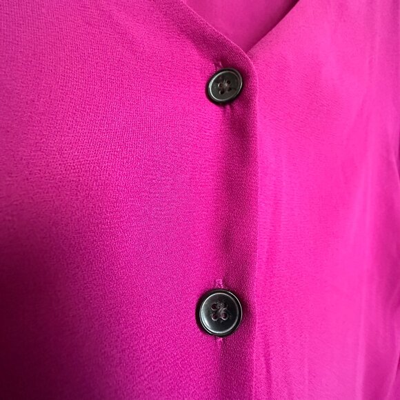 NWT Apt 9 Women’s Plus 1X Button Up Fuchsia Pink Tie Sleeve Top - Picture 4 of 7